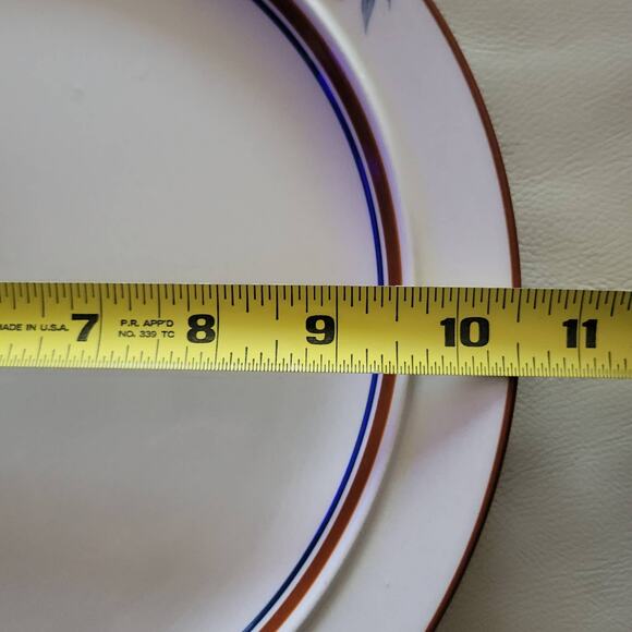 Vintage Cellar Dinner Plates Perimeter Rust Navy White made for Macy's Set of 3 - Picture 8 of 8